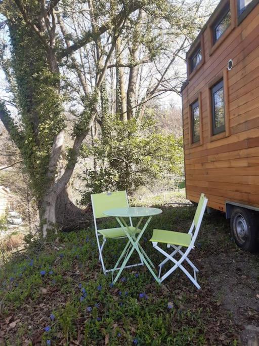 קרסט Micro Maison Bois / Tiny House Au Calme מראה חיצוני תמונה